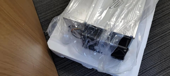 M31s 76 BTC Asic Miner 70dB 3220 Watt 200x264x290mm